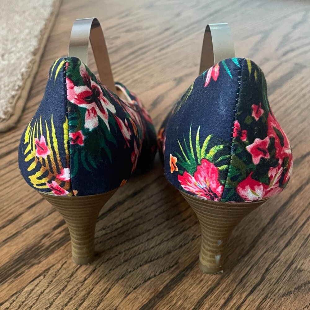 Aerosole Women's Shoes Floral Print size 7 - Picture 3 of 5